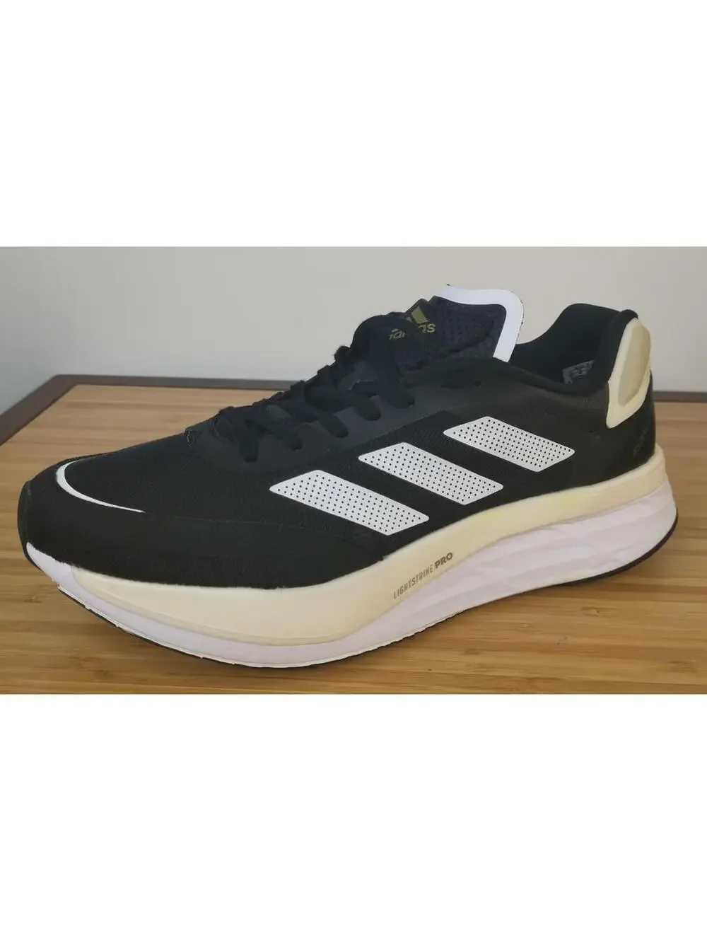 Adidas Men's Adizero Boston 10 Running Shoes Size 10.5 Black/White/Carbon